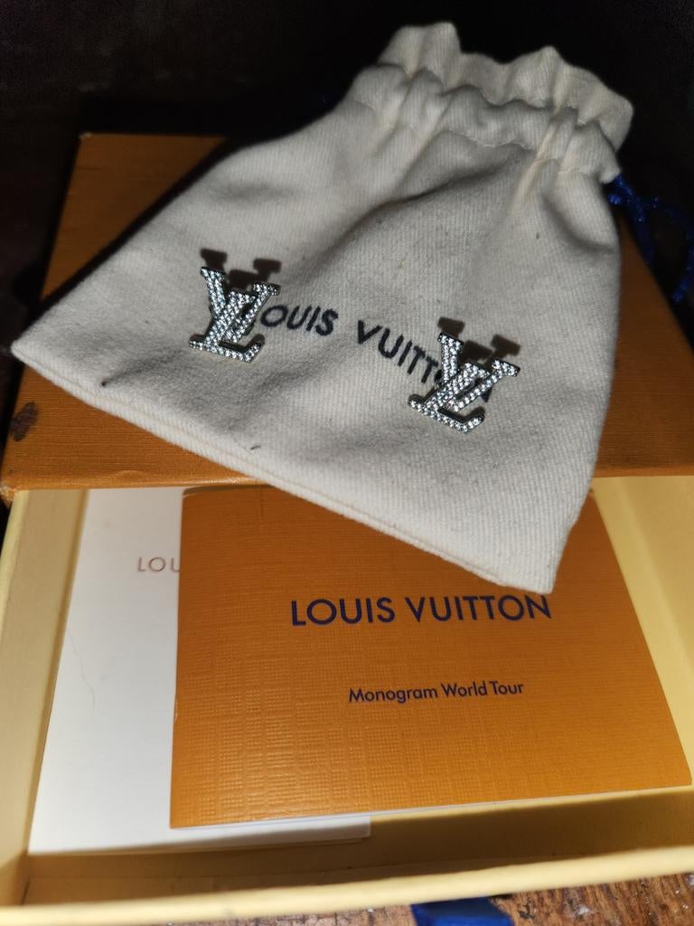 Originele Louis Vuitton Oorbellen, Ophalen of Verzenden, Zo goed als nieuw, Overige materialen, Verzilverd