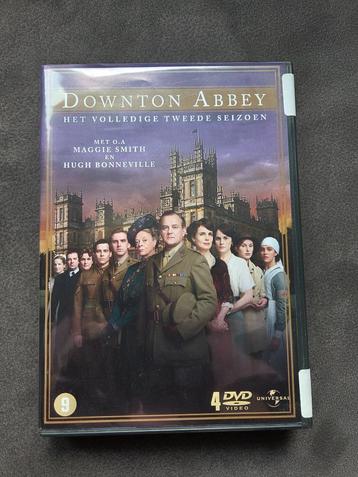 Dvd downton Abbey, het volledige tweede seizoen, 4 dvd's beschikbaar voor biedingen