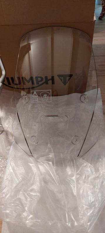 Hoog scherm Triumph scrambler 1200 beschikbaar voor biedingen