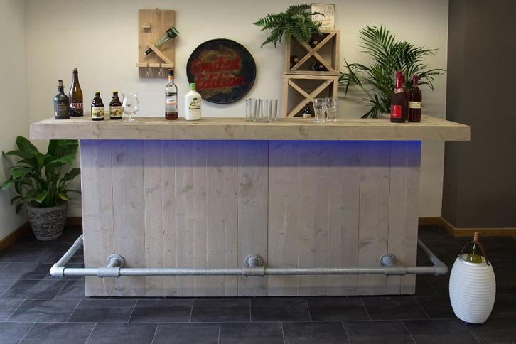 Bar Steigerhout, Huis en Inrichting, Barren, Nieuw, Inclusief barstoelen, Ophalen