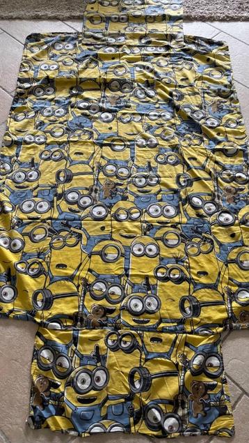 Minions beddengoed dekbedovertrek en kussensloop 1 persoons  beschikbaar voor biedingen