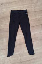 Zwarte destroyed skinny jeans maat 36, Kleding | Dames, Spijkerbroeken en Jeans, C&A, W28 - W29 (confectie 36), Ophalen of Verzenden