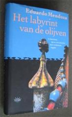 Eduardo Mendoza : Het labyrint van de olijven, Ophalen of Verzenden, Zo goed als nieuw, Nederland
