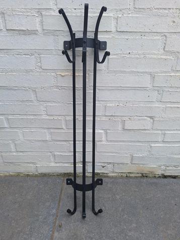 Ikea kapstok beschikbaar voor biedingen