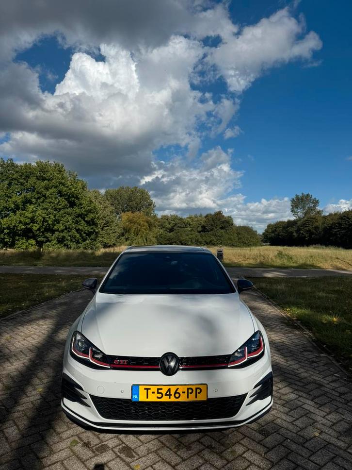 GTI 7.5 PERFORMANCE | AKRAPOVIC EXHAUST SYSTEM | DOWNPIPE, Auto's, Volkswagen, Particulier, Golf, Benzine, Hatchback, Automaat