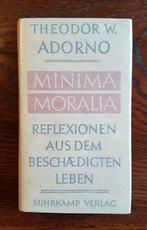 Adorno - Minima Moralia, Boeken, Filosofie, Gelezen, Ophalen of Verzenden