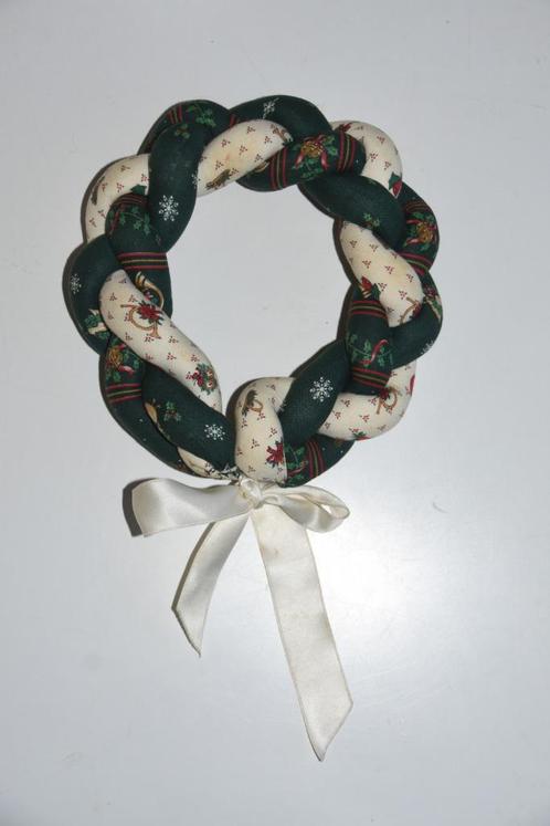 Gevlochten stoffen kerst Krans Deur krans kerstkrans, Huis en Inrichting, Woonaccessoires | Kransen, Ophalen of Verzenden