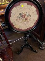 klassieke en antieke bijzettafels met marmer en handwerk, Ophalen, Zo goed als nieuw, Tijdloos, Overige vormen