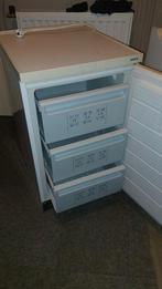 Bosch Vrieskast met 3 lades, Gebruikt, 100 tot 150 liter, Met aparte vriezer, 45 tot 60 cm