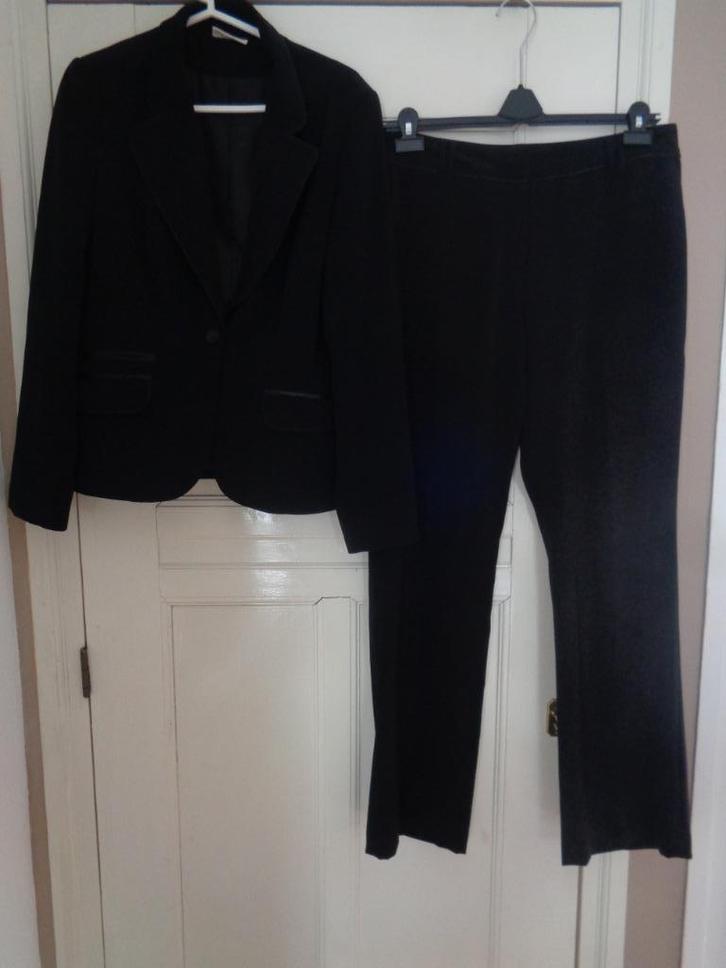 JESSICA zwart broekpak:mt 42 gevoerd., Kleding | Dames, Jasjes, Kostuums en Pakken, Zo goed als nieuw, Kostuum of Pak, Maat 42/44 (L)