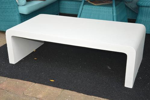 Kave Home buiten salontafel type Aiguablava wit cement 135cm, Huis en Inrichting, Tafels | Salontafels, Zo goed als nieuw, Minder dan 50 cm