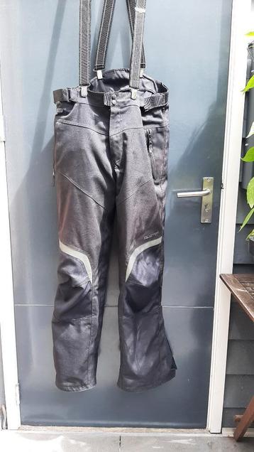 DIFI motorbroek beschikbaar voor biedingen