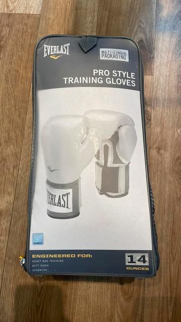 Everlast boks handschoenen 14 oz als nieuw pro style gloves beschikbaar voor biedingen