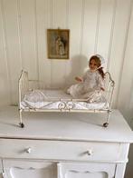 Antiek Frans poppen bedje, Ophalen of Verzenden, Gebruikt, Pop