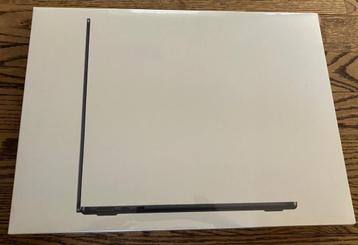 GESEALD Apple MacBook Air M2 8-core, 8GB, 256GB Zilver beschikbaar voor biedingen