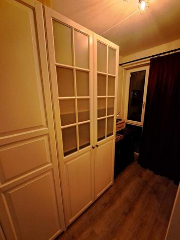 3 Pax Kledingkasten in Perfecte Staat beschikbaar voor biedingen