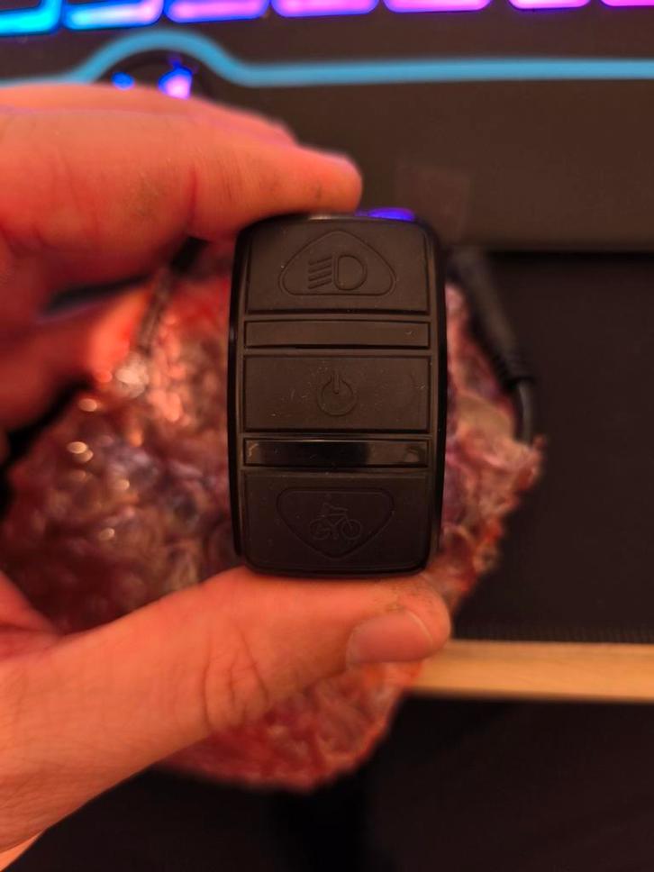 Stella Eleon Bedieningspaneel / Nieuwe!, Fietsen en Brommers, Fietsaccessoires | Fietsaccu's, Zo goed als nieuw, Ophalen of Verzenden