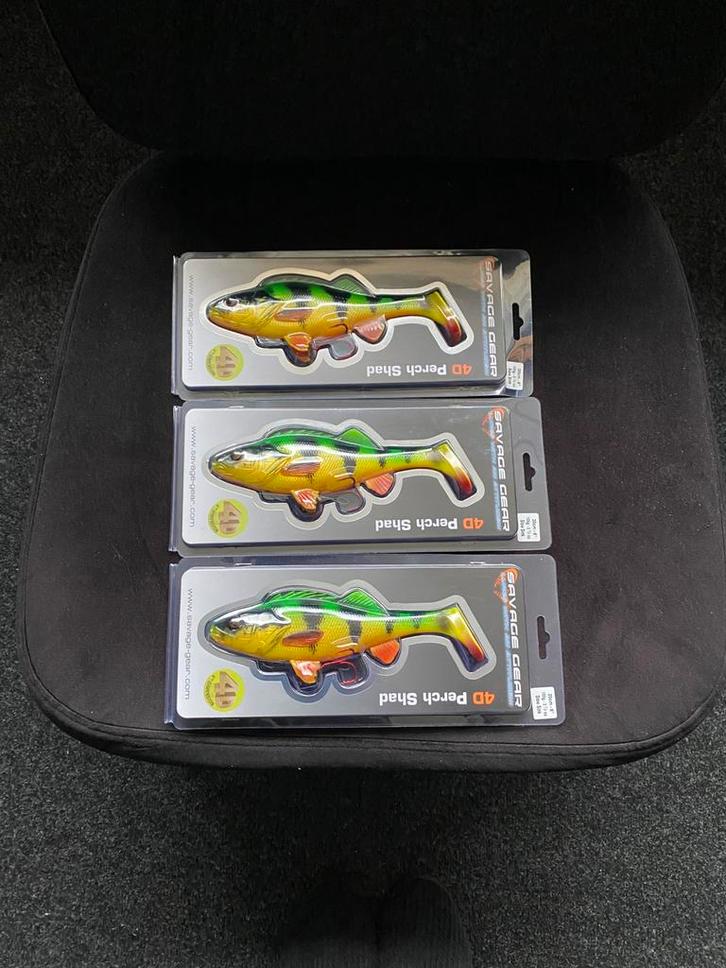 NIEUW Savage Gear Line thru perch shad 20cm 100gr firetiger, Watersport en Boten, Hengelsport | Roofvissen, Nieuw, Overige typen