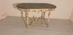Hele leuke brocante tafel met geleefde uitstraling., Antiek en Kunst, Antiek | Meubels | Tafels, Ophalen of Verzenden