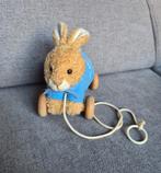 Peter Rabbit trekfiguur, Ophalen of Verzenden, Zo goed als nieuw, Overige typen, Met wieltjes