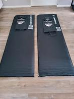 Zelf opblaasbare slaapmat/ luchtbed, 2 stuks, Ophalen of Verzenden, Zo goed als nieuw
