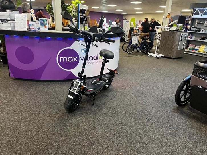 TrendiAmo Move step 25 km p/u, Fietsen en Brommers, Steps, Nieuw, Elektrische step (E-scooter), Ophalen