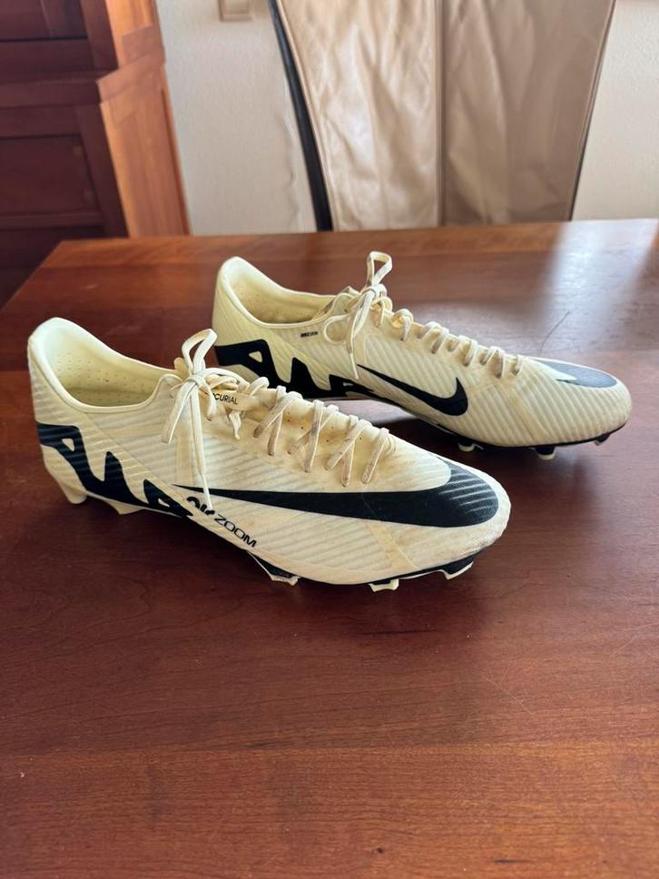 MERCURIAL ZOOM VAPOR 15 ACADEMY FG/MG  NIKE 13/14.5, Sport en Fitness, Voetbal, Zo goed als nieuw, Shirt, Maat XS of kleiner, Ophalen of Verzenden