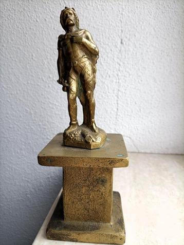 beeld Ambiorix 1950 van brons beschikbaar voor biedingen