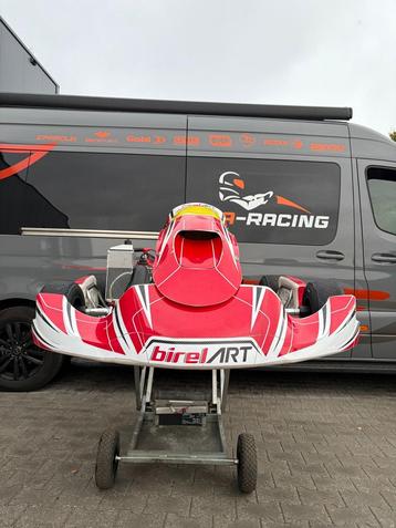 Birel ART 2024 rotax senior 125cc gloednieuw beschikbaar voor biedingen