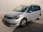 Volkswagen Touran 1.4 TSI Trendline | Climate | Navigatie |, 74 €/maand, 4 cilinders, 7 stoelen, Grijs