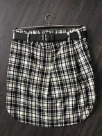 MAXMARA geruite zwart/witte korte rok 36 mét leren riem, Kleding | Dames, Rokken, Zwart, Max Mara, Ophalen of Verzenden, Zo goed als nieuw