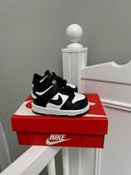 Nike dunk low, Nieuw, Schoentjes, Ophalen of Verzenden, Jongetje of Meisje