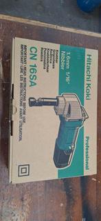 Hitachi/Hikoki CN 16 SA Knabbelschaar, Ophalen of Verzenden, Zo goed als nieuw, Minder dan 400 watt, Overige typen