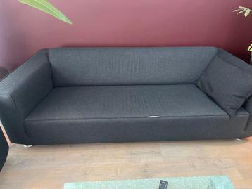 Design on Stock Blizz bank - antraciet (opknapper) beschikbaar voor biedingen