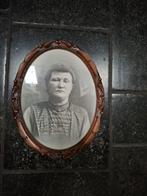 tk: grote, sfeervolle, nostalgische ovale HOUTEN FOTOLIJST, Ophalen of Verzenden, Gebruikt
