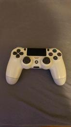 Een gebruikte ps4 controller, Spelcomputers en Games, Spelcomputers | Sony PlayStation Consoles | Accessoires, Ophalen, Zo goed als nieuw