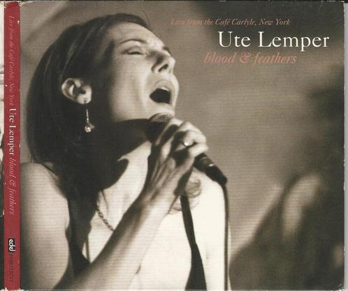 Ute Lemper ‎– Blood & Feathers - Live from New York = 3,99, Cd's en Dvd's, Cd's | Overige Cd's, Zo goed als nieuw, Ophalen of Verzenden