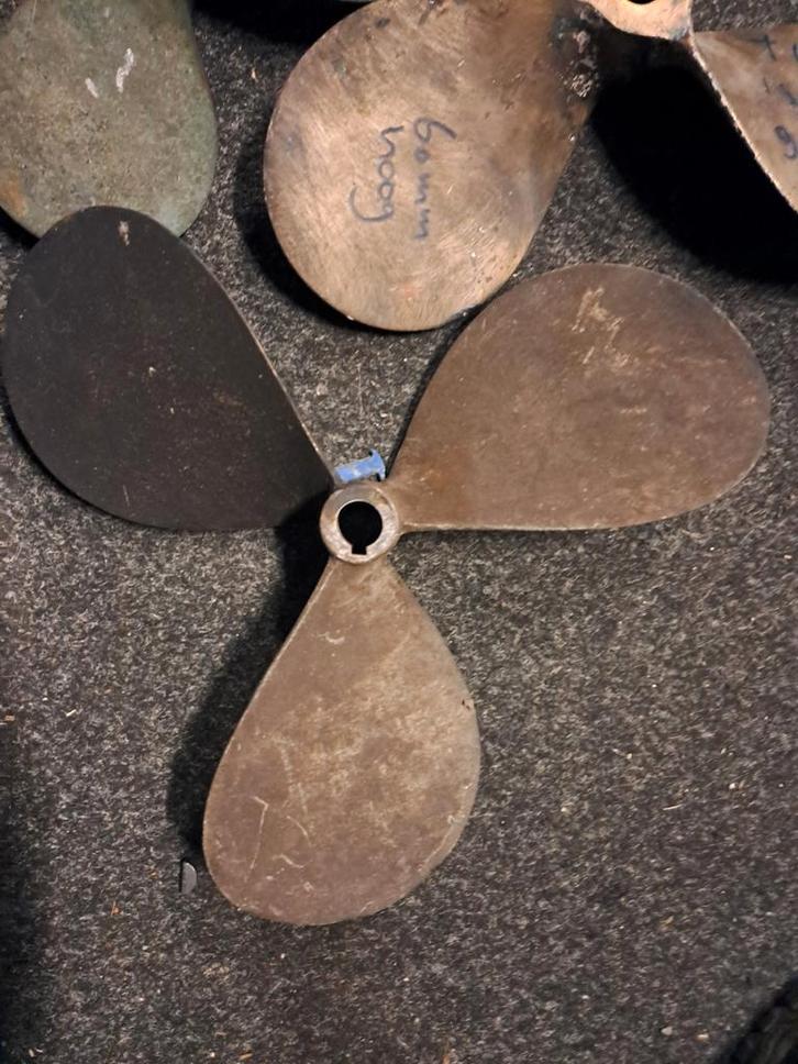 Diverse gebruikte scheepschroeven, Watersport en Boten, Bootonderdelen, Gebruikt, Motor en Techniek, Motorboot, Ophalen of Verzenden