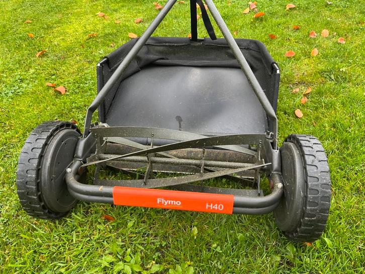 Flymo H40 kooimaaier, Tuin en Terras, Grasmaaiers, Gebruikt, Handgrasmaaier, 40 t/m 49 cm, Kooimesmaaier, Opvangbak, Ophalen