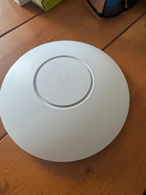 UniFi U6 Enterprise, Computers en Software, Accesspoints, Zo goed als nieuw, Verzenden