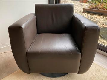 Mooie draai fauteuil beschikbaar voor biedingen