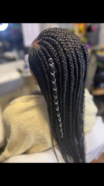 Professional braids by Afro Jay beauty  beschikbaar voor biedingen