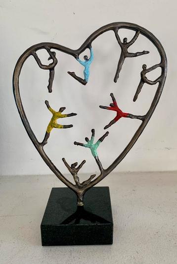 Hartekinderen Artihove Corry Ammerlaan bronzen beeld beschikbaar voor biedingen