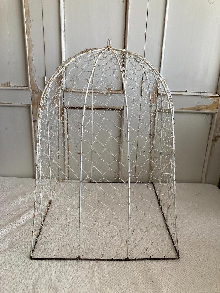 Brocante metalen Cloche - stolp van gaas, Antiek en Kunst, Curiosa en Brocante, Ophalen of Verzenden