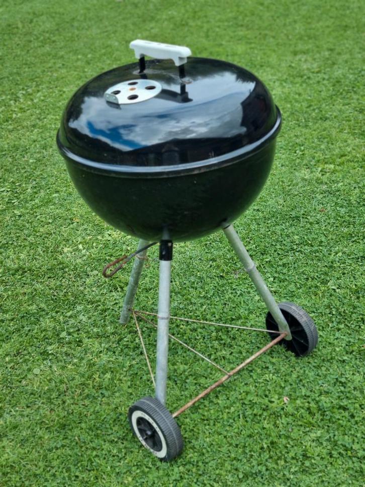 weber bbq 47 cm doorsnede, Tuin en Terras, Houtskoolbarbecues, Gebruikt, Ophalen