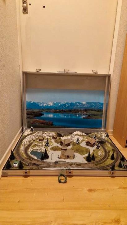 Noch 88250 modelbaan koffer N spoor!!!, Hobby en Vrije tijd, Modeltreinen | N-Spoor, Zo goed als nieuw, Natuur, Gelijkstroom of Wisselstroom