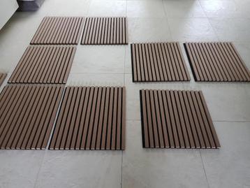 Wandpanelen van Akuwoodpanel. Kleur Mokka beschikbaar voor biedingen