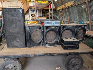 GroteBoxen Set met Mengpaneel & Lichtcontroller gratis beschikbaar voor biedingen