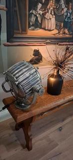 Industriele PTMD Lamp, Ophalen