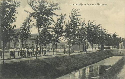(388-283-009) Harderwijk Nieuwe Kazerne, Verzamelen, Ansichtkaarten | Nederland, Gelderland, Verzenden
